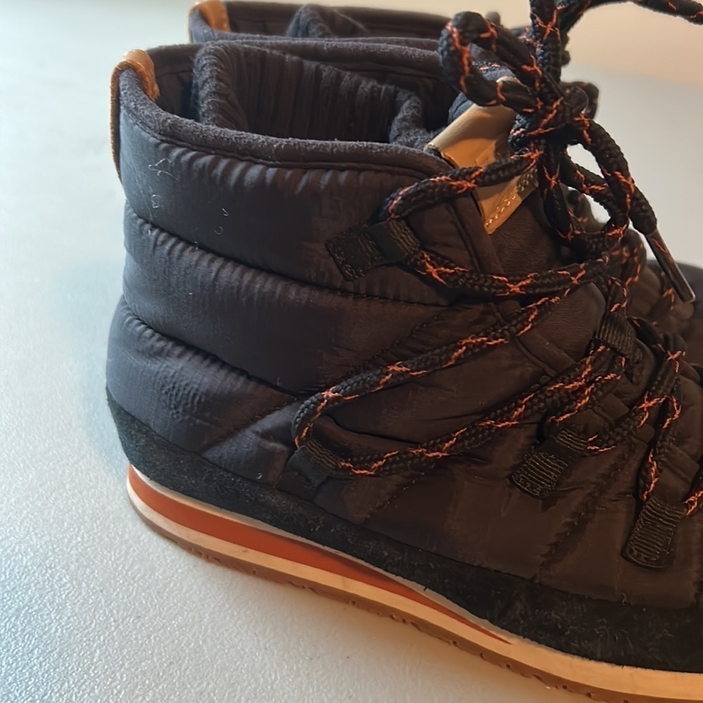 Teva Womens Black Ember Lace Up Moccasin Slipper Cuff Boot Size 5 - Picture 4 of 10